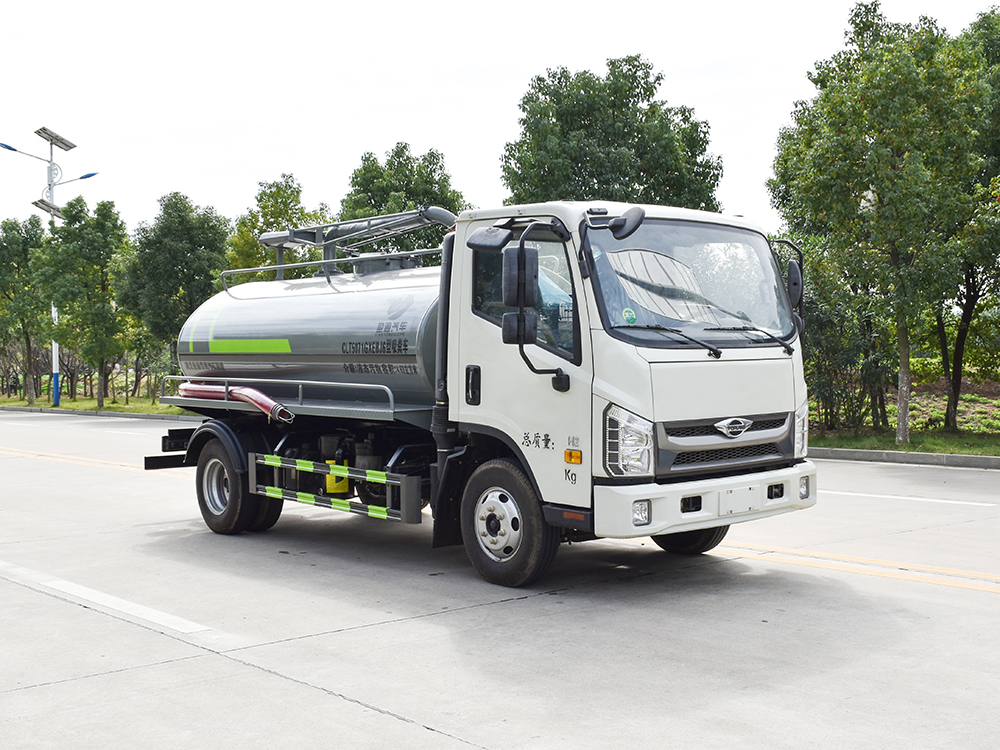 CLT5071GXEBJ6型吸糞車