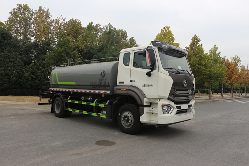 重汽豪瀚15 方抑塵車-霧炮車