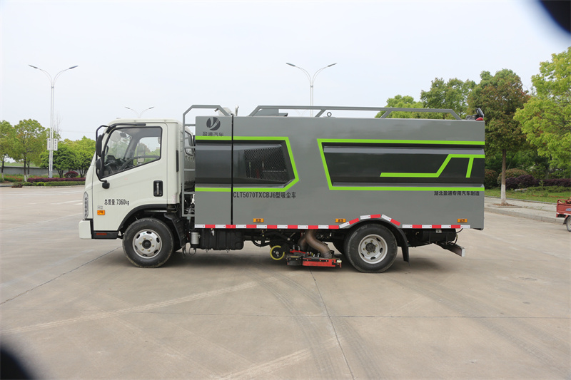 福田國(guó)六吸塵車-道路吸塵清掃車